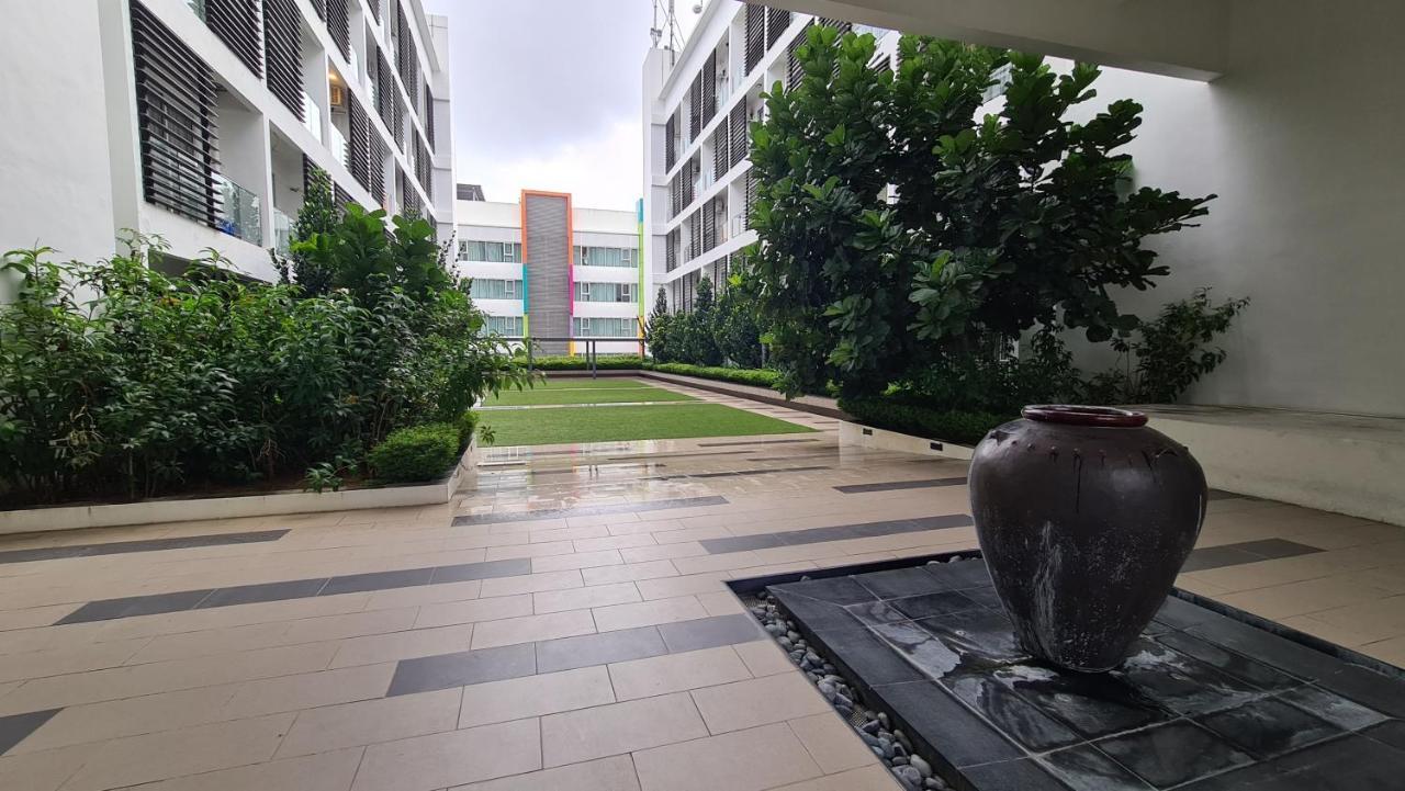 Pangsapuri Aeropod 2 Queen Bed Near Airport & Kk Free Parking Netflix *