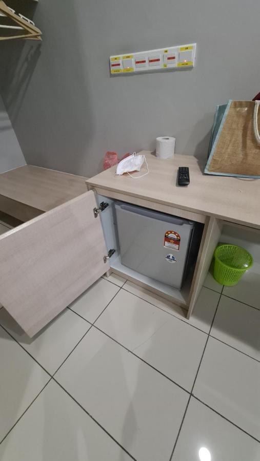 Pangsapuri Aeropod 2 Queen Bed Near Airport & Kk Free Parking Netflix Kota Kinabalu